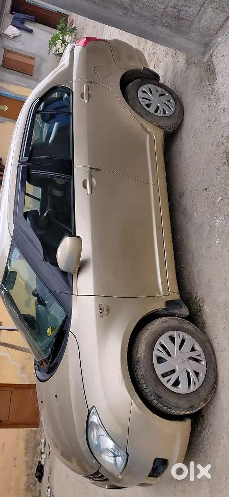 Maruti Suzuki Dzire 2011 Second