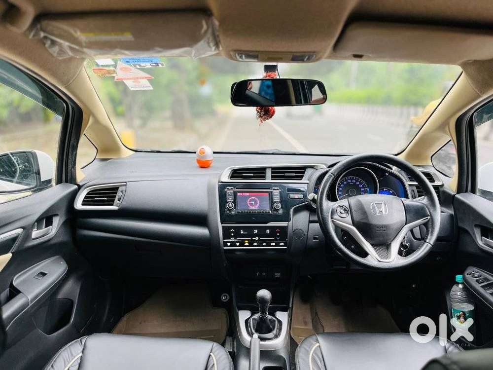 Honda Jazz V Mt Privilege, 2017, Petrol