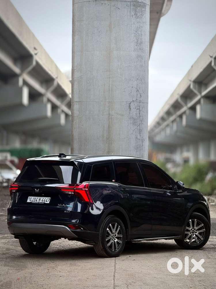 Mahindra Xuv700 2.2 Ax 7 Diesel At Str, 2022, Diesel