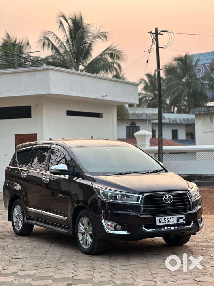 Toyota Innova Crysta 2.8 Zx At, 2016, Diesel