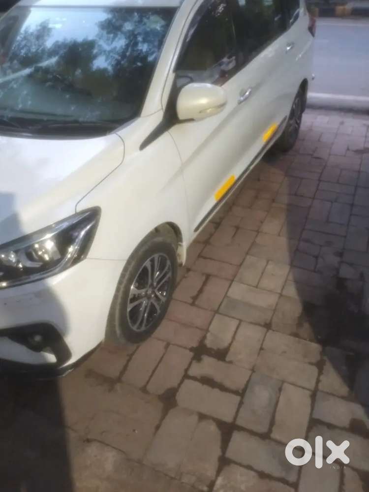 Maruti Suzuki Ertiga Zxi Cng 2023