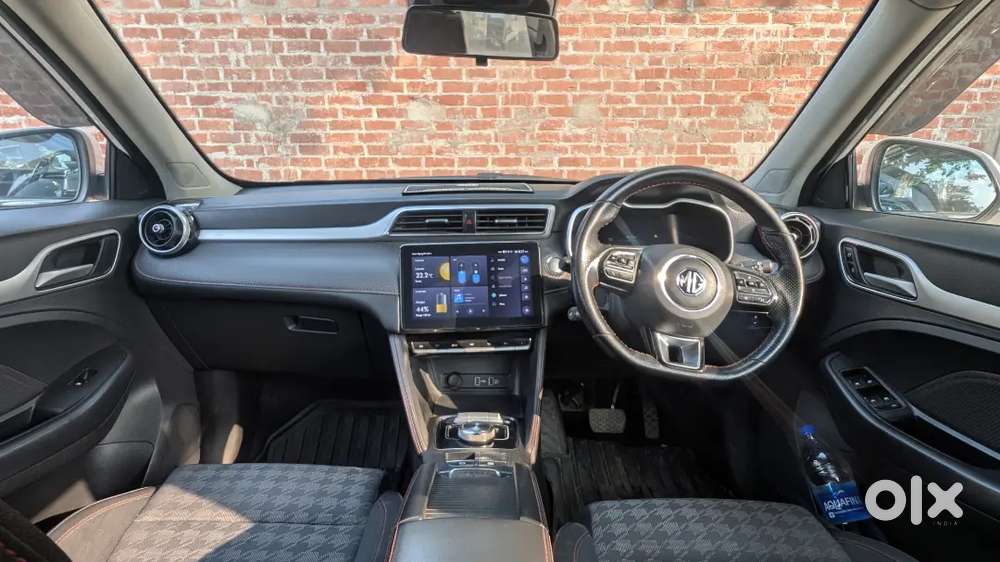 &bull; Mg (zs-ev)  - Mint Condition | Full Battery Range As New
