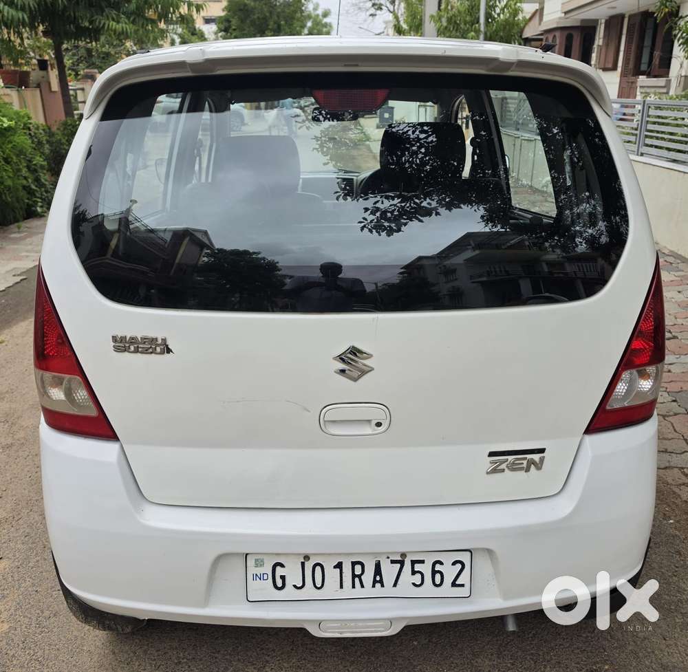 Maruti Suzuki Zen Estilo Lxi Bs Iv, 2013, Petrol