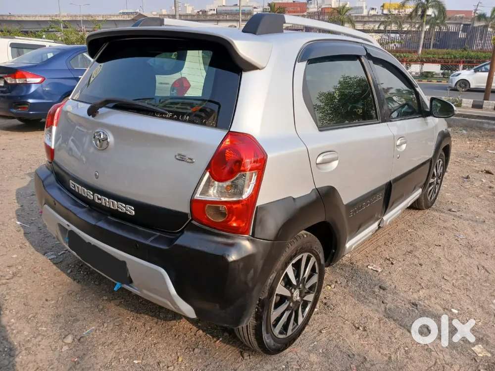 Toyota Etios Cross 2015 Diesel Well Maintained