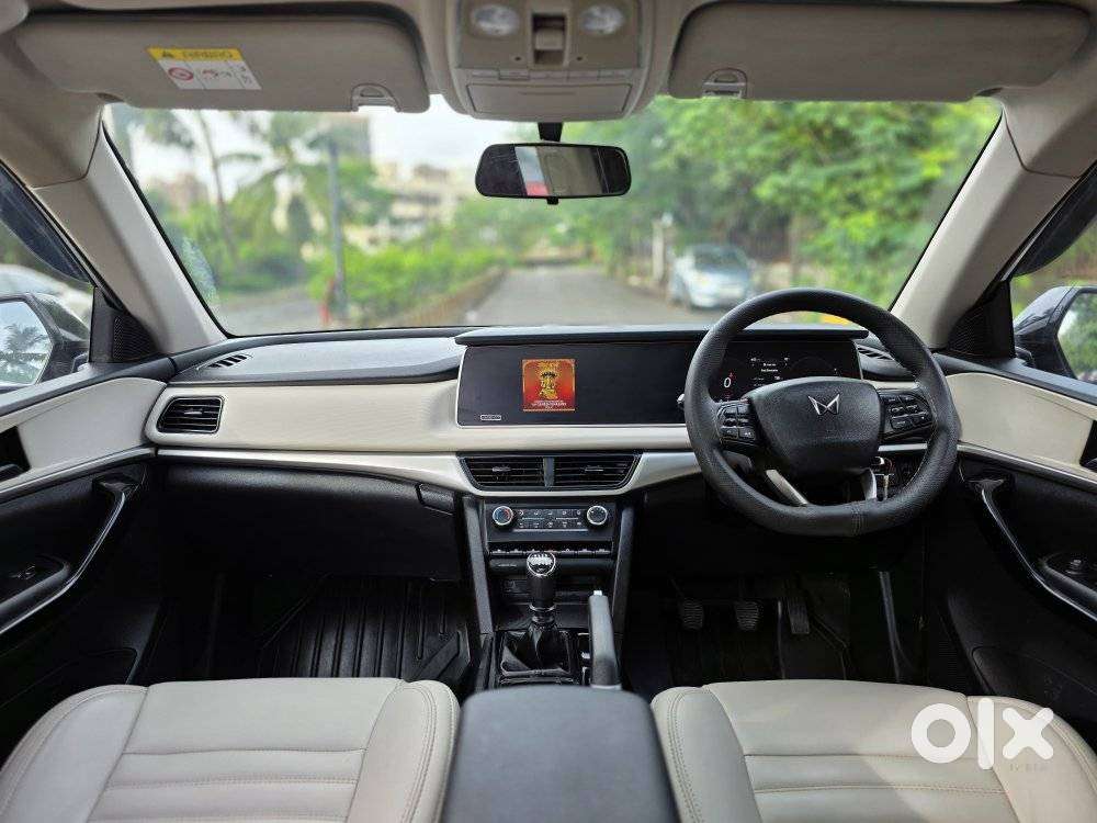 Mahindra Xuv700 2.2 Ax 5 Diesel Mt 7 Str, 2024, Diesel