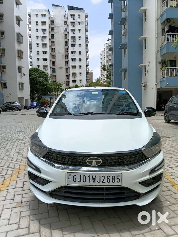 With Company Record. Non- Accidental Car. Best Condition.
