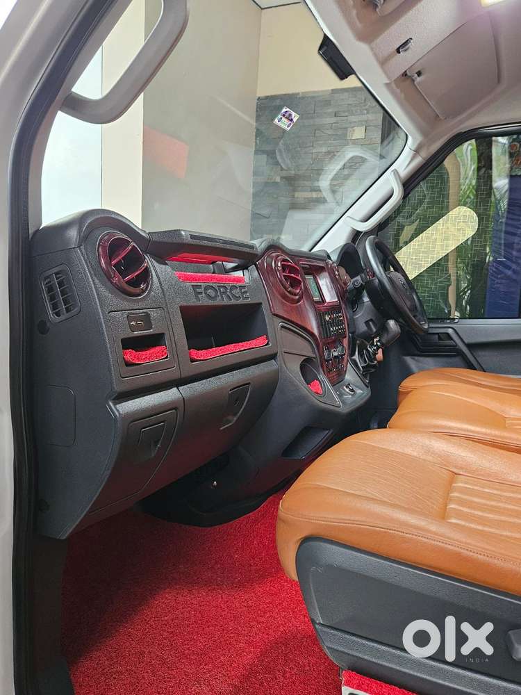 Force Motors Trax Cruiser 12 Str Ac, 2024, Diesel