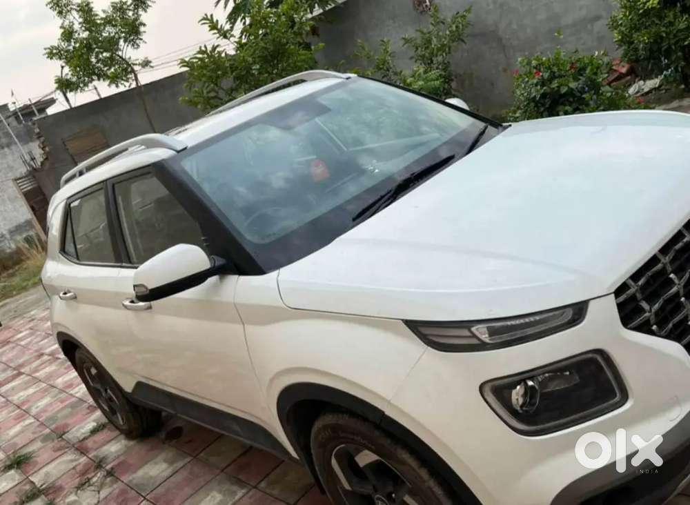 Hyundai Venue 2020 Model Diesel With Sunroof Sx Varient Venue