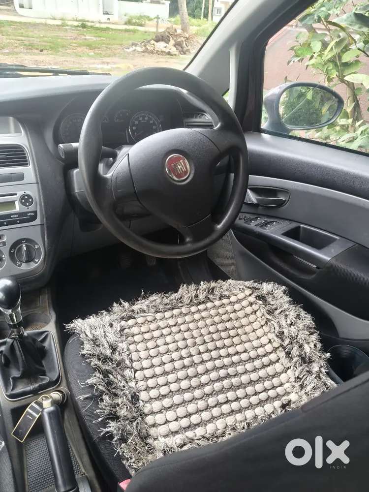 Fiat Grand Punto Petrol Manual 2010