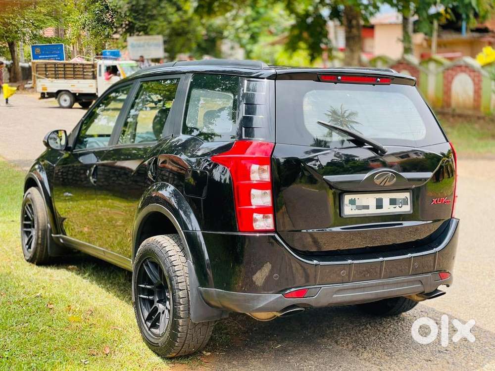 Mahindra Xuv500 2016 Diesel 150000 Km Driven
