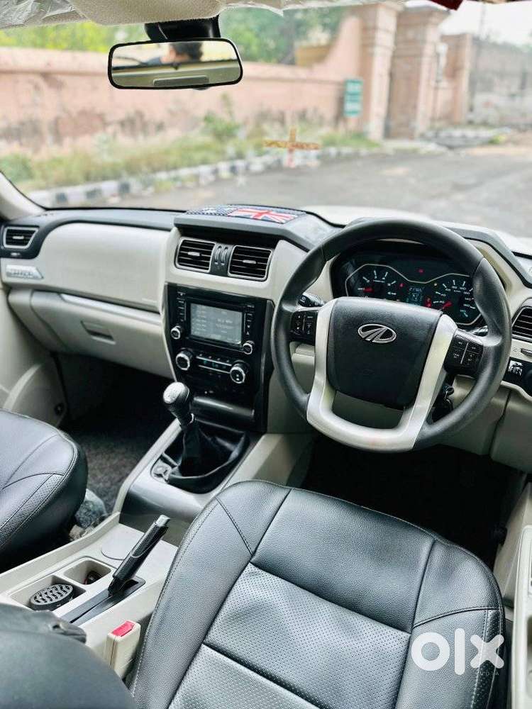 Mahindra Scorpio S10, 2014, Diesel
