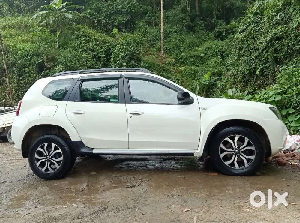 Nissan Terrano Xl Second Top Model