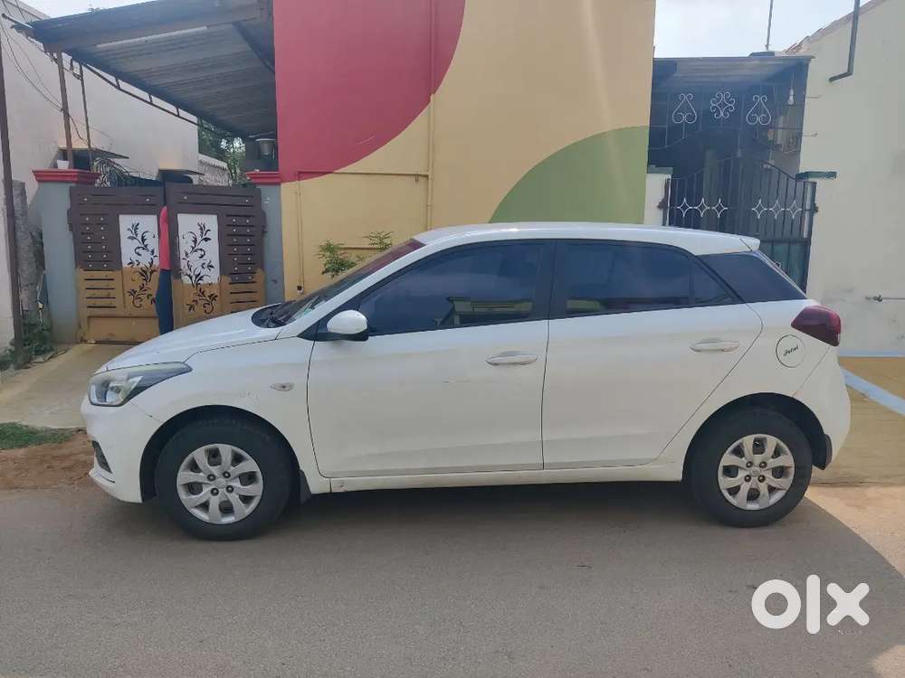 Hyundai I20 Magna Executive  Excellent Condition  Second Owner