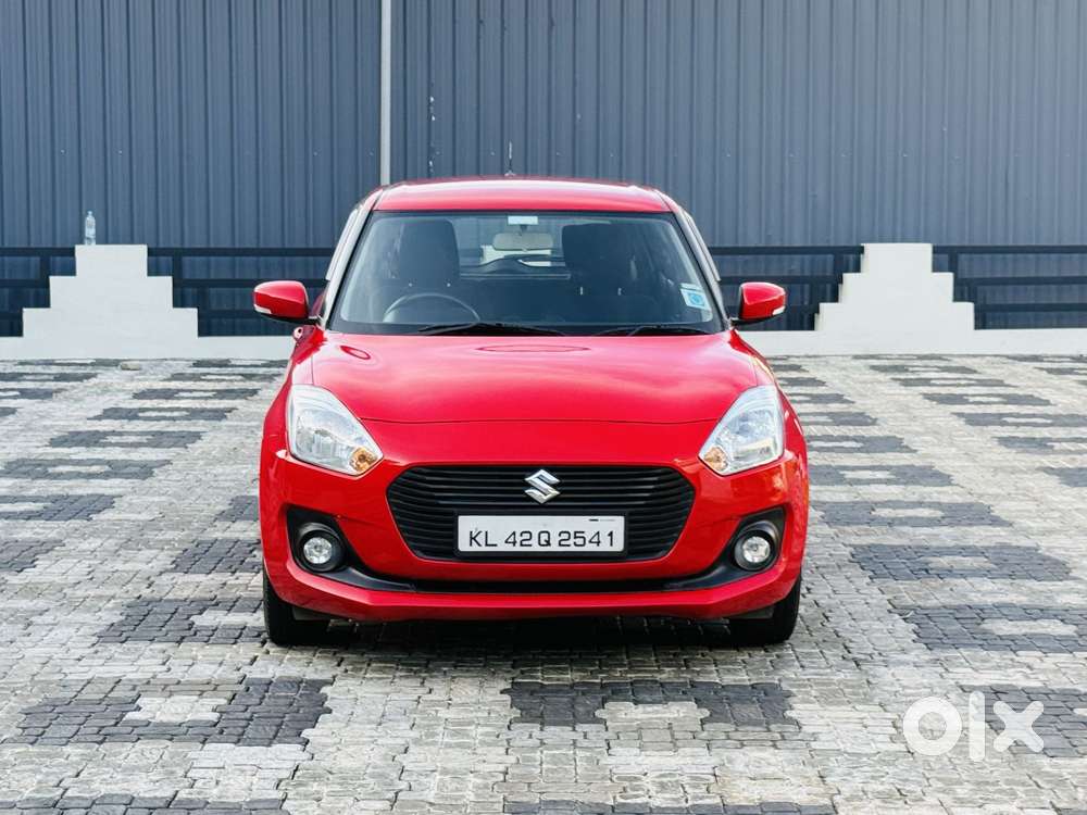 Maruti Suzuki Swift Vvt Zxi, 2018, Petrol