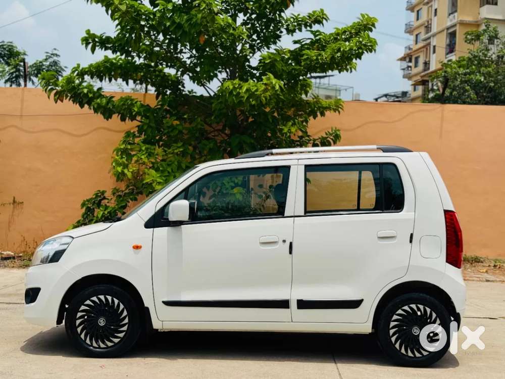 Maruti Suzuki Wagon R 1.0 Vxi Amt, 2018, Petrol
