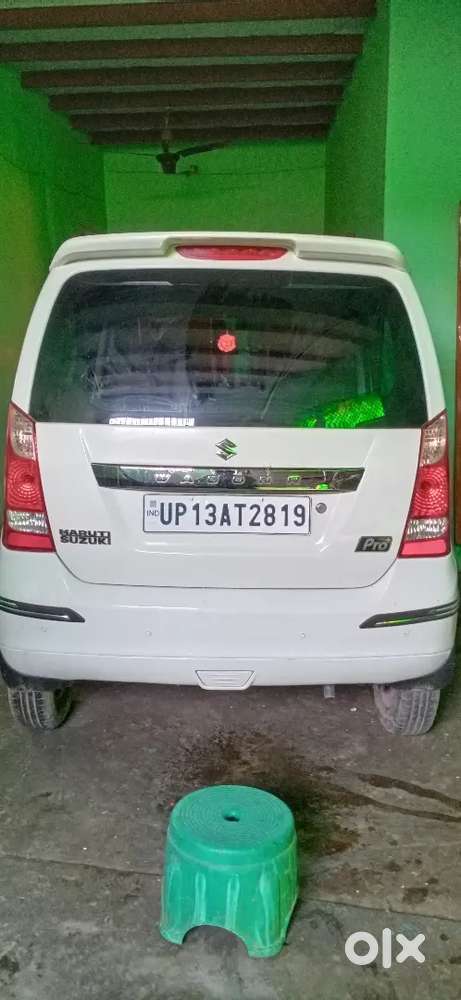 Mere Pass Do New Kar Hai Isliye Mujhe Is Kar Ko Bechna Hai