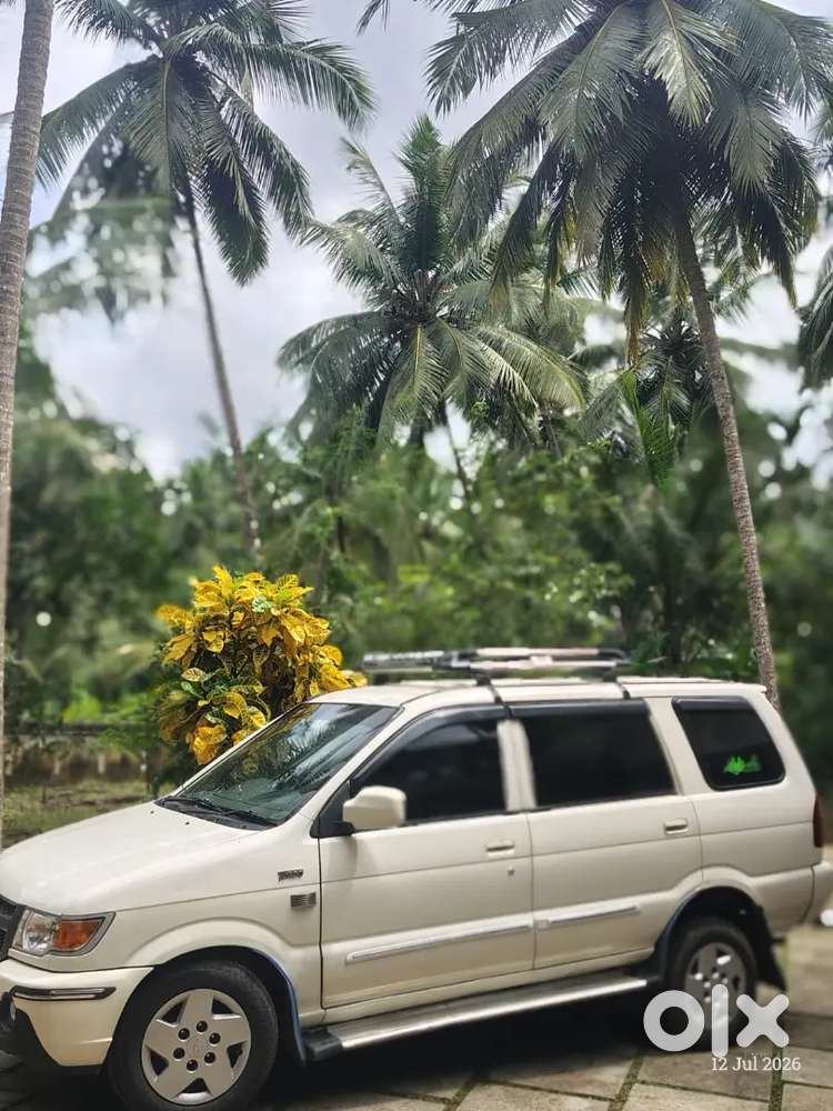 Chevrolet Tavera Neo 2012 Diesel Good Condition