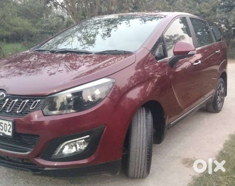 Mahindra Marazzo M8, 2019, Diesel