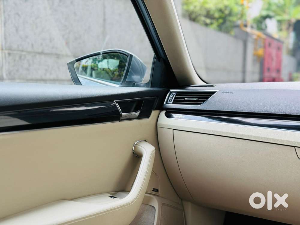 Skoda Superb 2.0 Tsi At L&k, 2021, Petrol