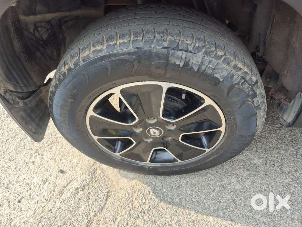 Renault Duster Petrol Rxs Cvt, 2017, Petrol
