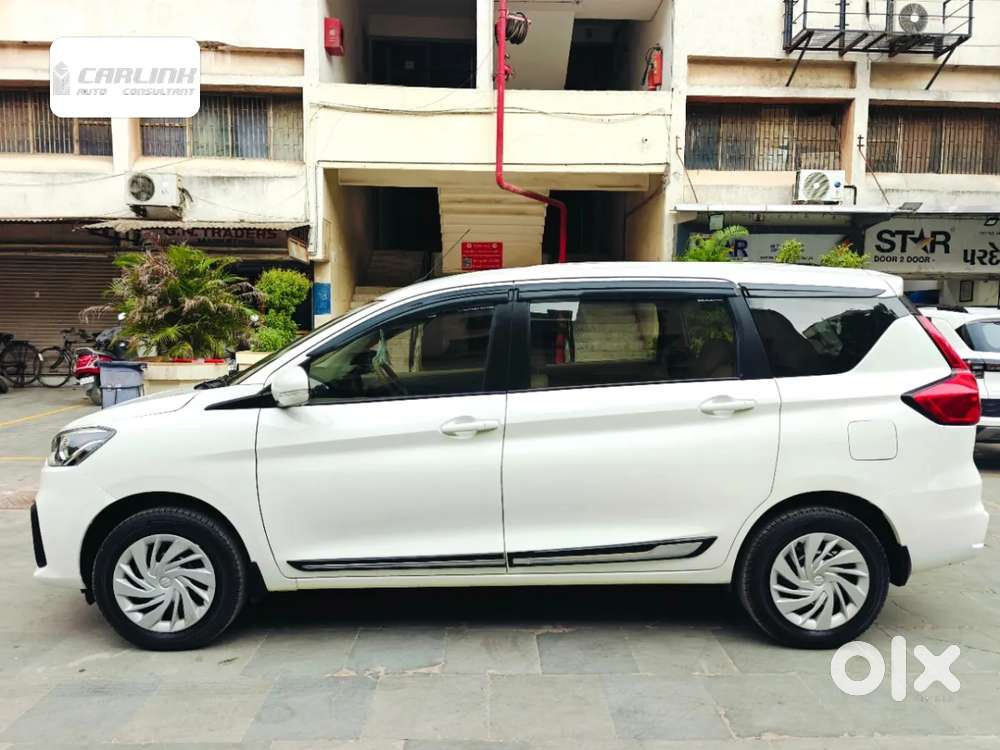 Maruti Suzuki Ertiga 1.5 Vxi, 2024, Petrol