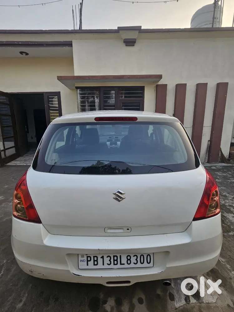 Maruti Suzuki Swift 2011 Diesel 119000 Km Driven