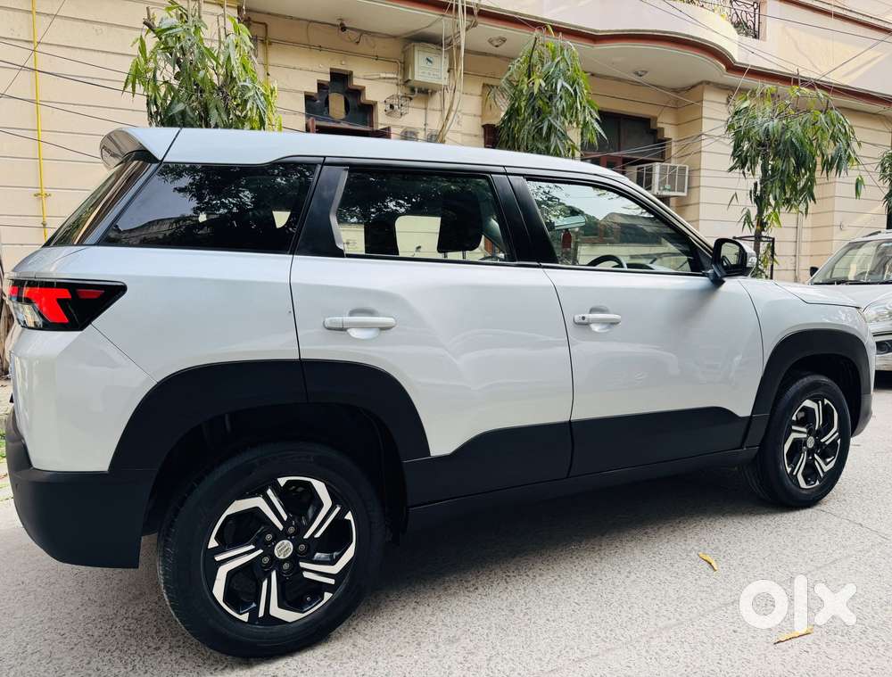 Maruti Suzuki Brezza 1.5 Vxi Smart Hybrid, 2023, Petrol