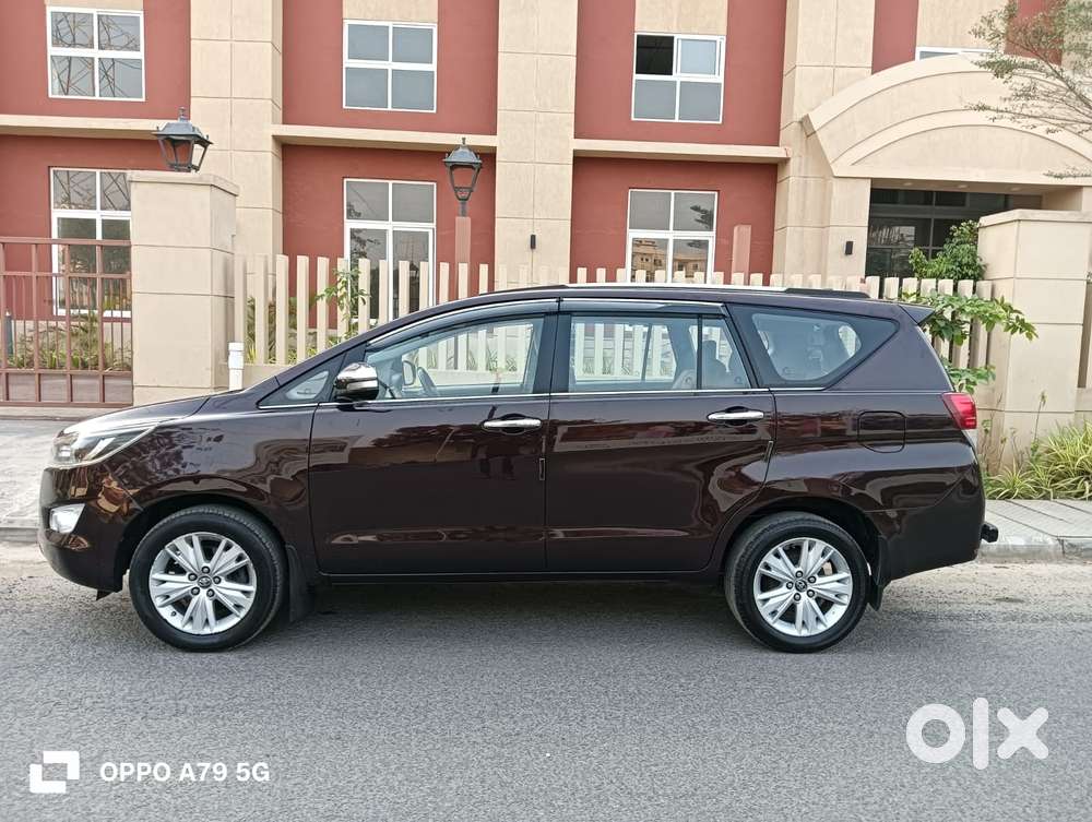 Toyota Innova Crysta 2.8 Z, 2016, Diesel