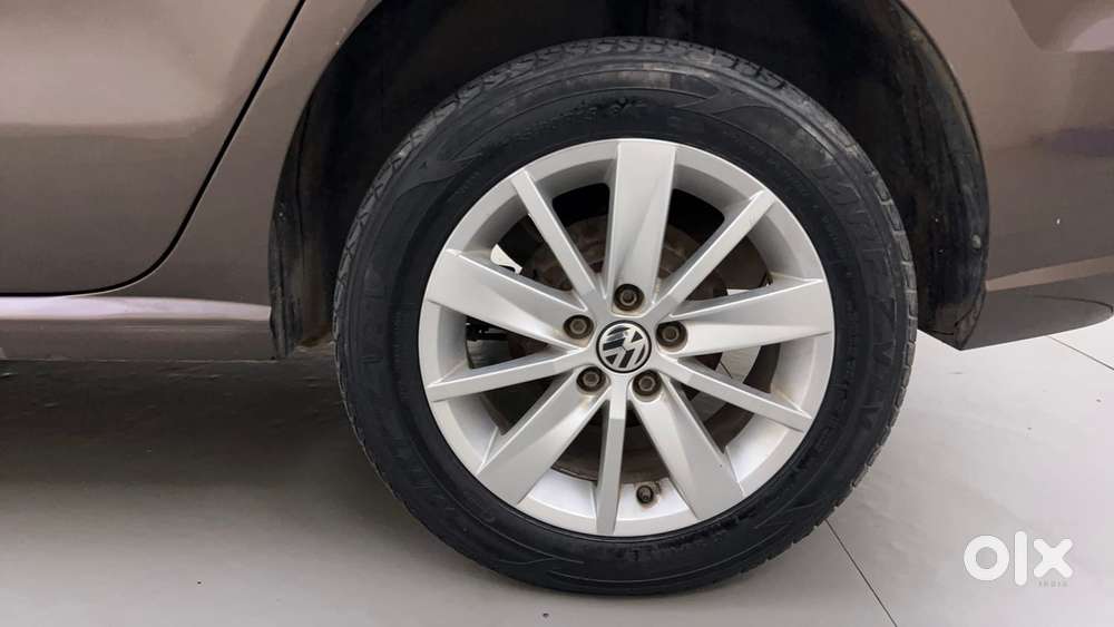 Volkswagen Ameo 1.2 Mpi Highline 16 Alloy, 2016, Petrol