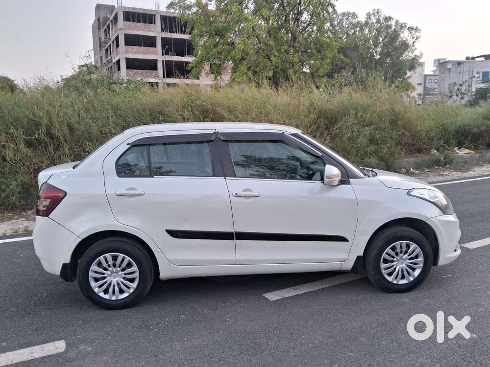 Maruti Suzuki Swift Dzire 1.2 Vxi Bsiv, 2014, Petrol