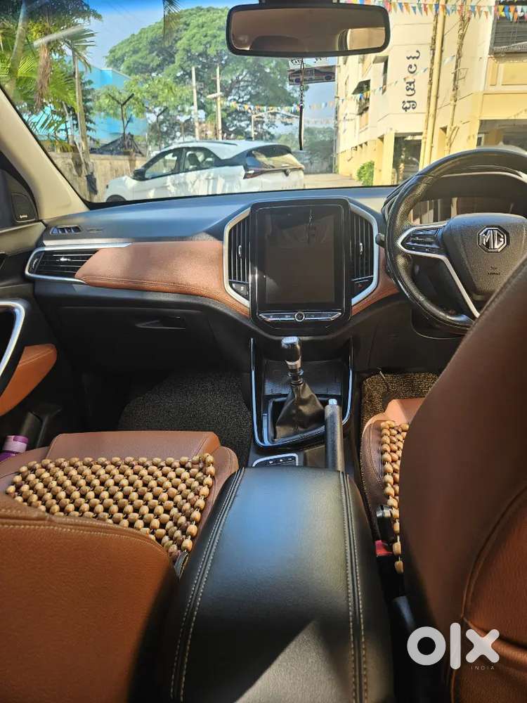 Mg Hector Plus 2021 Diesel Well Maintained