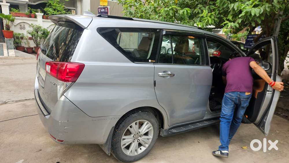 Toyota Innova Crysta 2.8z Automatic, 2018, Diesel