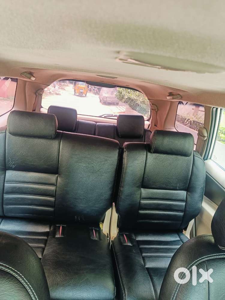 Toyota Innova 2.5 Z Diesel 7 Seater Bs Iv, 2014, Diesel