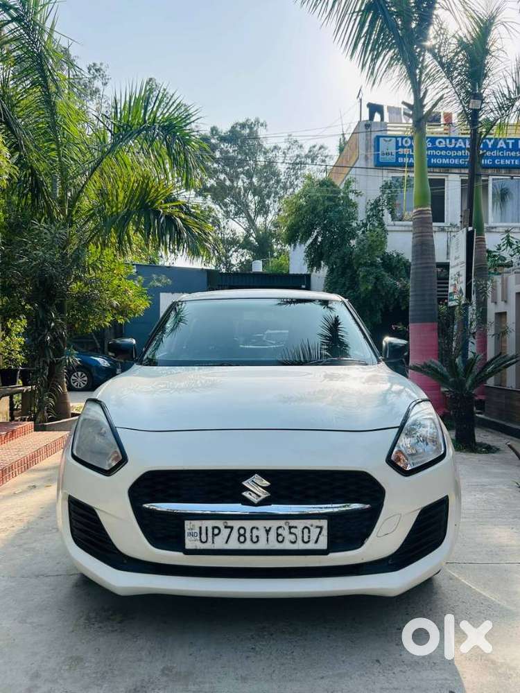 Maruti Suzuki Swift Vxi Optional, 2022, Petrol