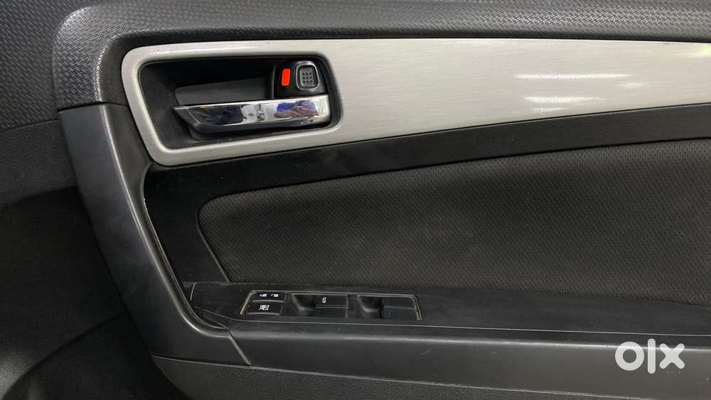 Maruti Suzuki Vitara Brezza Zdi, 2018, Diesel