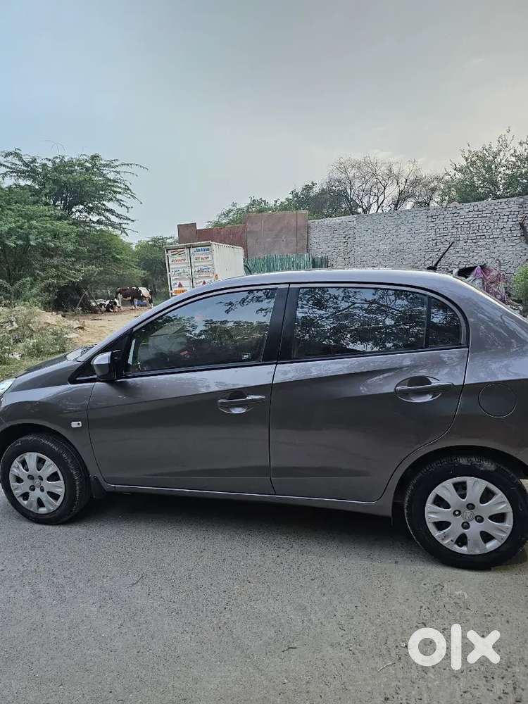 Honda Amaze 1.2 2014 Km Driven