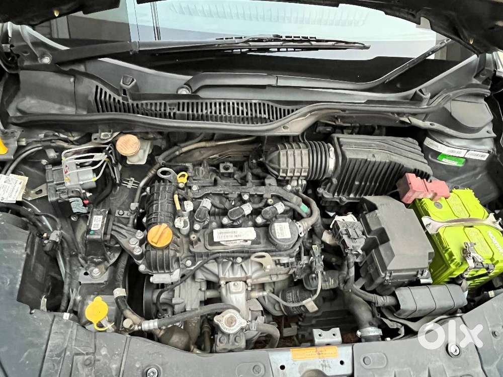 Selling My 2022 Tata Altroz Xza+ Dca – Top Model Automatic (petrol).