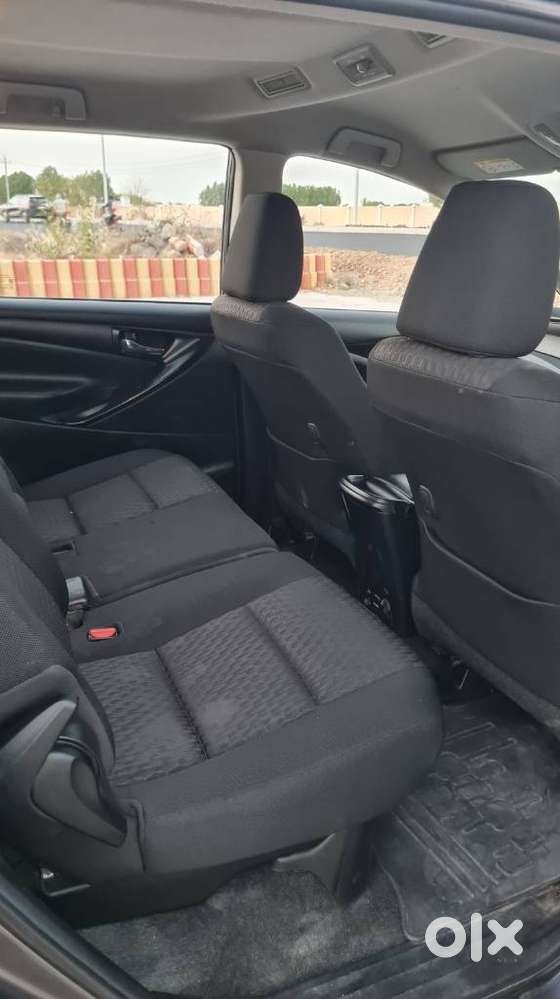 Toyota Innova Crysta [2020-ongoing] 2.4 Gx At 8 Str, 2021, Diesel