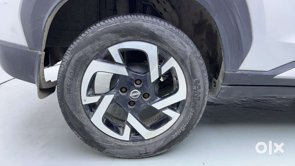 Nissan Magnite 1.0 Xv Premium Turbo Cvt (o), 2021, Petrol