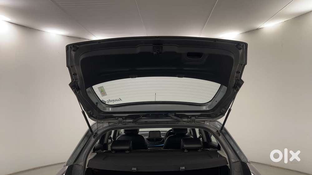 Tata Altroz Xz, 2024, Petrol