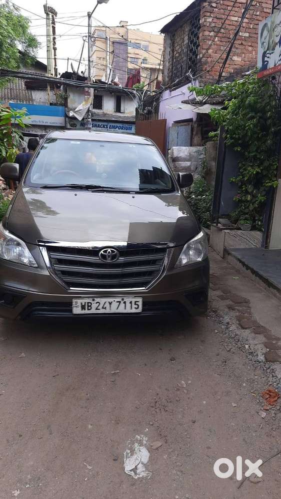 Toyota Innova 2014 Diesel Well Maintained