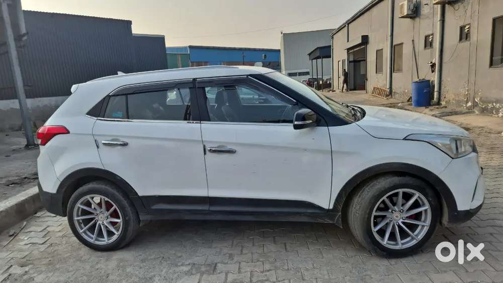 Hyundai Creta Anniversary 2019 Petrol+cng  Manual