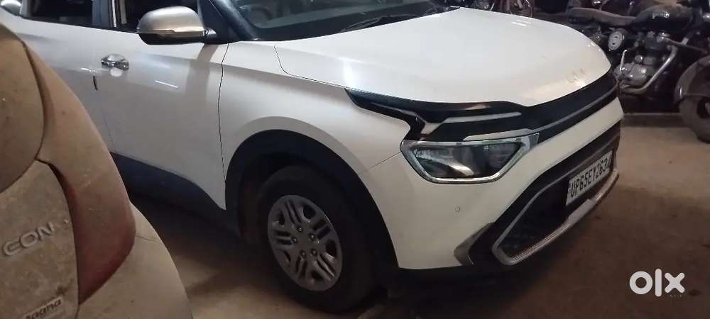 Kia Carens Premium 2023