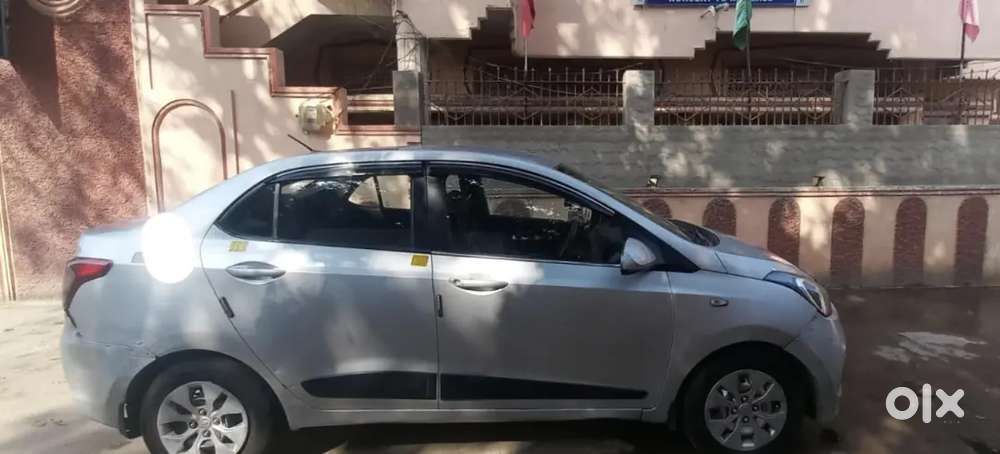 Hyundai Xcent 2016 Running In Ola And Uber