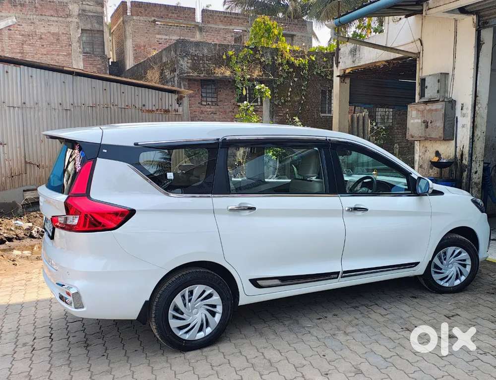 Maruti Suzuki Ertiga Vxi 2026