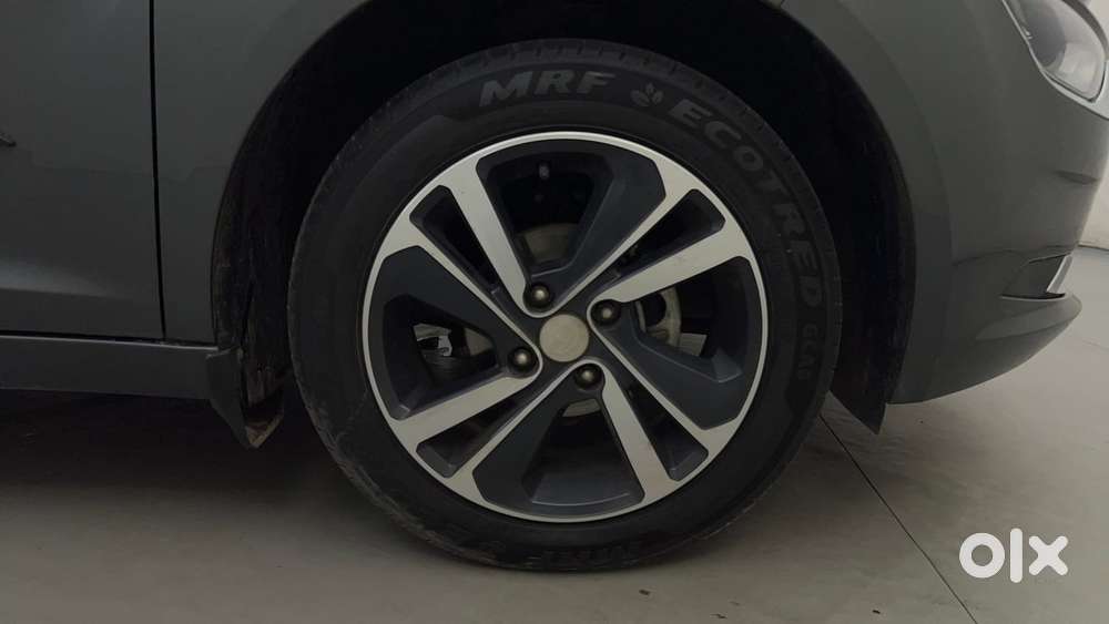 Tata Altroz Xz, 2024, Petrol