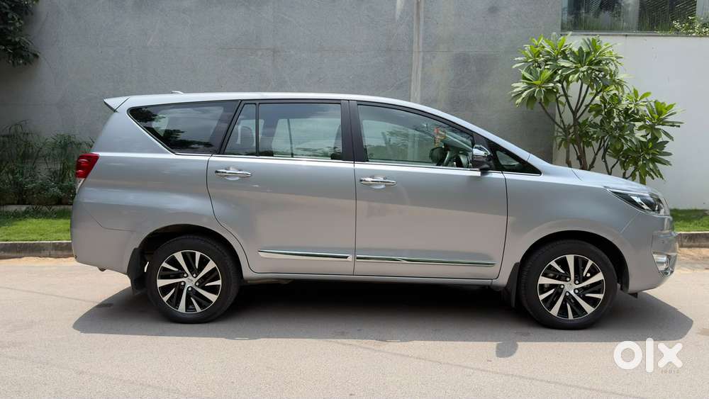 Toyota Innova Crysta 2.4 Z 7 Str, 2025, Diesel