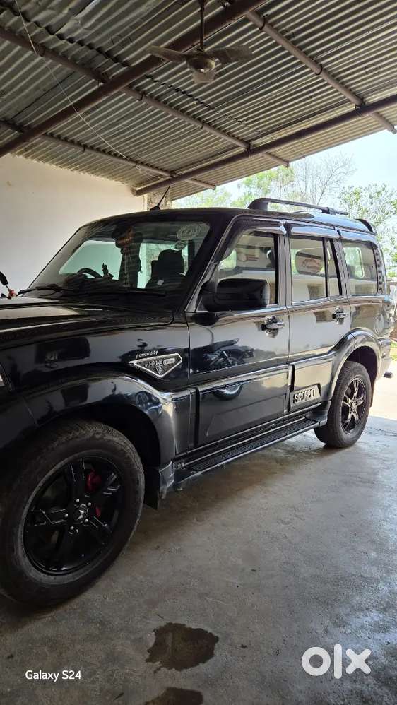 Mahindra Scorpio 2016 Diesel 187000 Km Driven.with Service Record