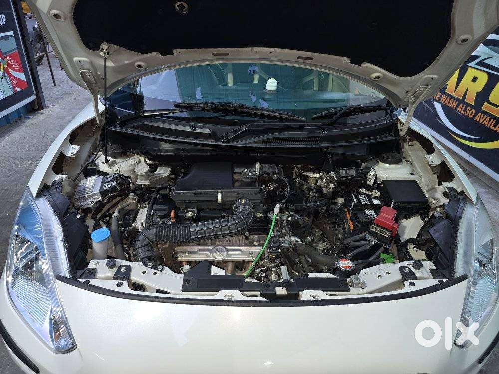 Maruti Suzuki Dzire 1.2 Vxi Cng, 2025, Cng & Hybrids