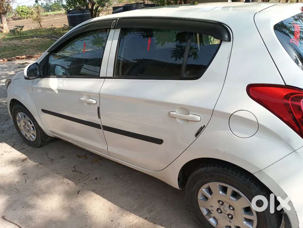 Hyundai I20 2012 Diesel 75000 Km Driven